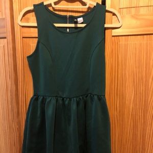 Used beautiful forest green dress